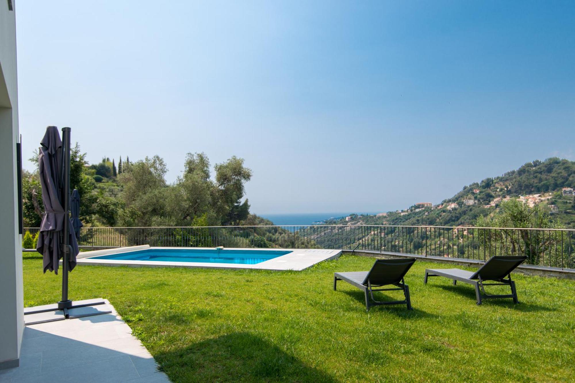 Jolie Maison Au Calme Menton Exterior foto